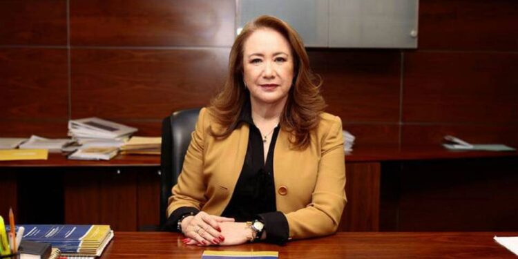 El plagio de Yasmín Esquivel se suma al que ya se le había atribuido en su tesis de licenciatura en Derecho