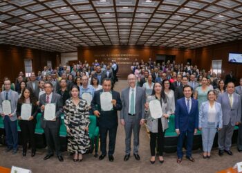 La UAEMéx ha otorgado 307 definitividades.