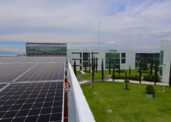 Los 250 paneles son marca sunpower y tuvieron una inversión de 5 millones de pesos.