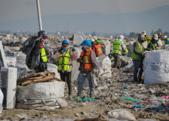 La gestión adecuada de la basura es fundamental para mantener la salud de la población.