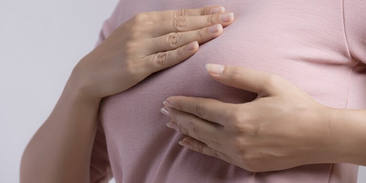 El cáncer de mama, según la OMS, se ha posicionado como una de las enfermedades que causan más muertes en el mundo.