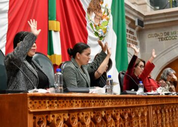 Se autoriza que los municipios y las instituciones públicas celebren con el Estado o el ISSEMyM convenios de pago de aportaciones vencidas y cuotas retenidas, tanto ordinarias como extraordinarias.