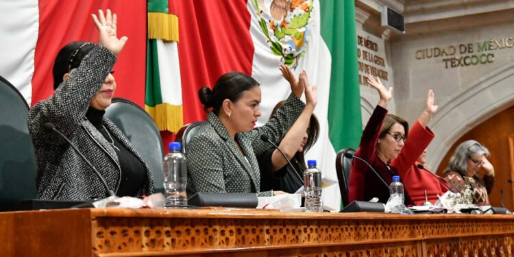 Se autoriza que los municipios y las instituciones públicas celebren con el Estado o el ISSEMyM convenios de pago de aportaciones vencidas y cuotas retenidas, tanto ordinarias como extraordinarias.