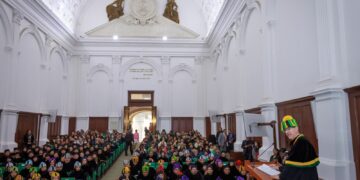 Carlos Eduardo Barrera Díaz, encabezó la ceremonia de Entrega de Grados de Maestría y Doctorado Otoño 2023