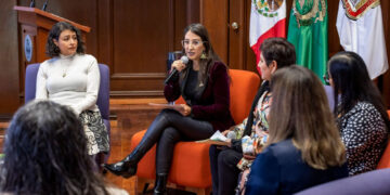 Reflexionan en la UAEMéx sobre los retos actuales de la comunicación institucional en el Estado de México