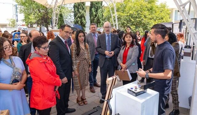 Segundo informe anual de actividades del director de la Facultad de Arquitectura de la UAEMéx, Xavier Gaytán Zepeda.