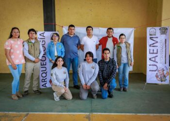 Universitarios presentaron a la comunidad de San Ambrosio Chalmita los avances de los trabajos arqueológicos que desde hace más de dos años realizan en el municipio de Ocuilan.