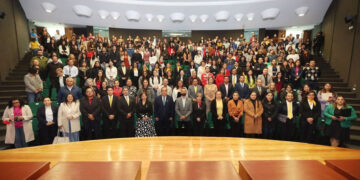 En el marco del 1er. Foro Internacional de Perspectiva Multidisciplinaria en la Prevención del Suicidio, la UAEMéx y el IMSAMA firmaron un convenio específico de colaboración.