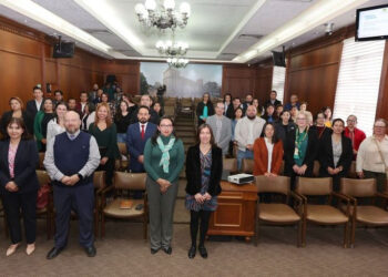 Gabriela Rodríguez Blanco, consultora en Educación de la UNESCO en México, impartió la Conferencia Magistral “Políticas públicas en educación y falta de detección de problemas de aprendizaje”