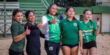 En la arena y en la vida, la disciplina, el esfuerzo y el compromiso nos llevan a la cima. ?? #NuncaTeRindas #UAEMéx