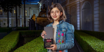 Carla Zareth es reconocida por su activismo en favor de los derechos de la niñez y juventudes para concientizar sobre la importancia de proteger a grupos vulnerables y crear un mundo justo para todas y todos.