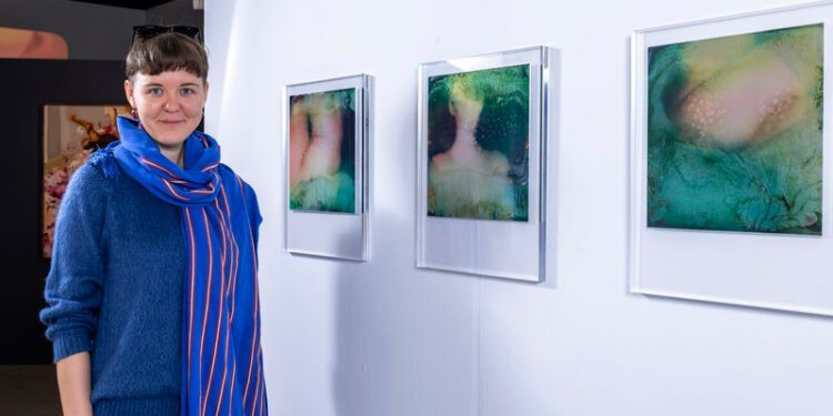 El trabajo de la artista plástica fue seleccionado en la décima edición de la Bienal Internacional de Arte Visual Universitario de la Universidad Autónoma del Estado de México.