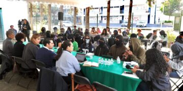 Decisiones unilaterales frenan el diálogo con el Enjambre Estudiantil