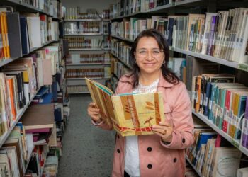 Surgió hace dos años y medio con la intención de ampliar el alcance de la Unidad de Aprendizaje Promoción de la Lectura y convertirla en un servicio permanente que acerque la literatura a distintos sectores de la sociedad.