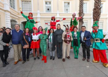 En el marco de la pastorela “Dominico ¡Hay un perro en el pesebre!, la rectora Martha Patricia Zarza Delgado anunció una oferta cultural renovada para 2026.