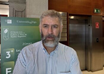 La Autónoma mexiquense y la Universidad de Santiago de Compostela (USC), España, realizaron el Seminario “Nanopartículas de plata sintetizadas a partir de extractos verdes para el control de enfermedades en agave”.