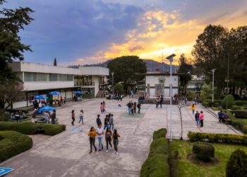 Convocatoria UAEMéx 2026 abierta. Registro digital al bachillerato y nueva modalidad Prepa Digital. Inscríbete antes del 20 de febrero.