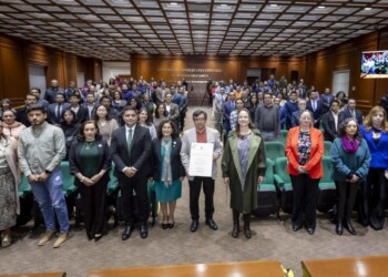 En este marco, el académico José Guadalupe Gandarilla Salgado dictó la conferencia “El pensamiento latinoamericano, su tradición ante tiempos de agresión imperialista”.