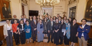 Infancias con padres en prisión siguen invisibilizadas. UAEMéx y Poder Judicial impulsan acciones ante una deuda social persistente.