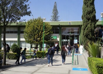 Consejeros y representantes del personal del CU UAEM Texcoco solicitaron remover a dos directivos. Denuncian presuntas irregularidades en contratación de docentes, decisiones académicas y cumplimiento de acuerdos de órganos colegiados.