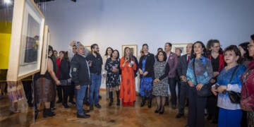 La exposición Picasso, aún sorprendo reúne obra gráfica y dibujos preparatorios del artista español en la Galería Fernando Cano de Rectoría. La muestra permanecerá abierta al público hasta el 15 de noviembre.