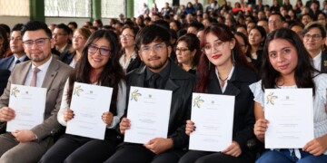 La UAEMéx otorgó 22 mil 312 becas y apoyos para el semestre 2026B, con un incremento de 7.4% y prioridad para estudiantes regionales.